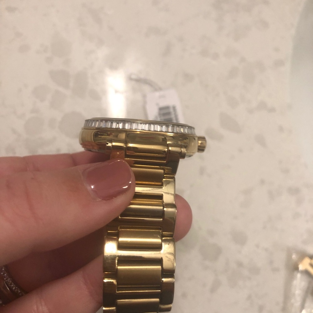 Overnight sale ‼️Michael Kors watch - Picture 5 of 7
